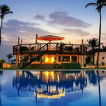 Sunbeach Hotel & Resort Bakau 외부 사진