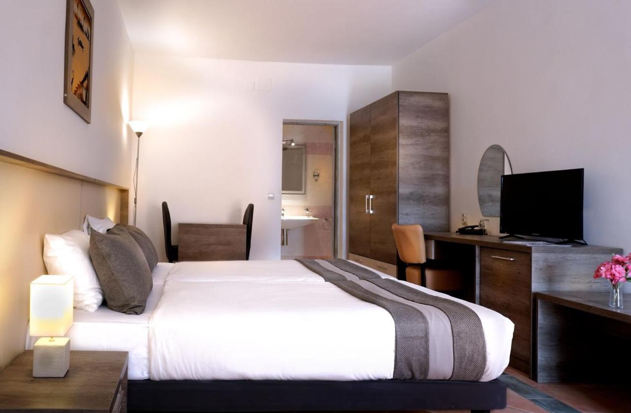 Sunbeach Hotel & Resort Bakau 외부 사진